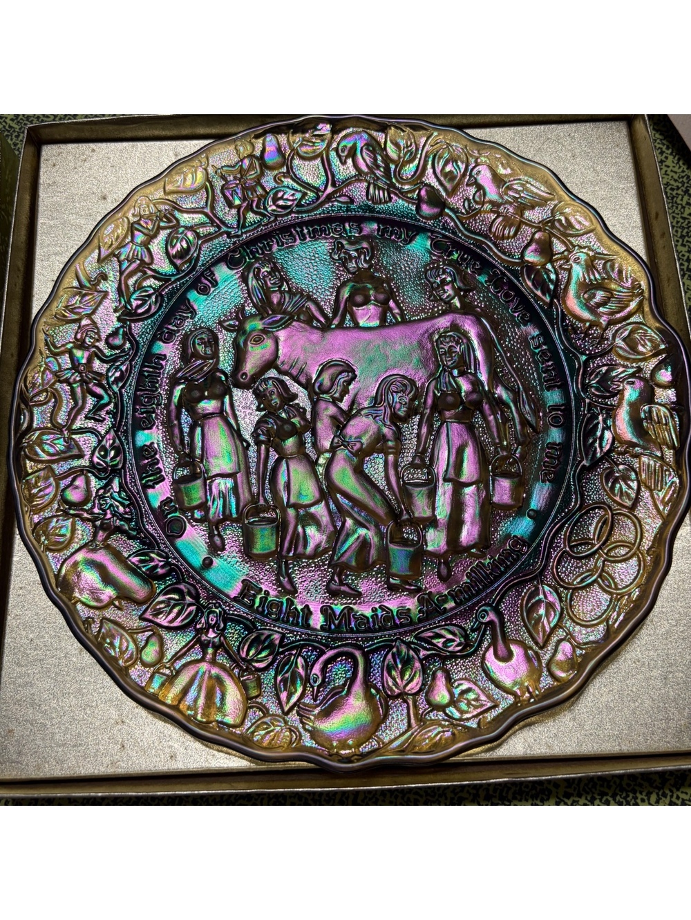 Imperial 8th day of Christmas carnival glass collectors plate